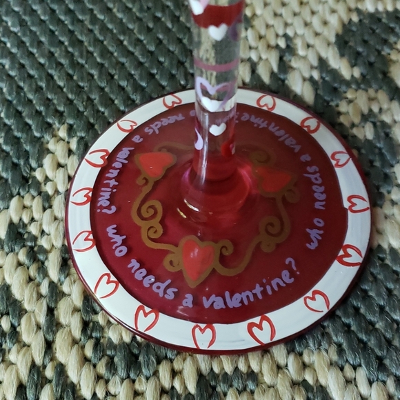 BNIB Lolita "Who Needs A Valentine" Wine Glass - Picture 7 of 8